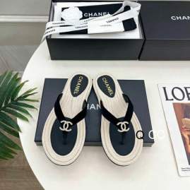 Picture of Chanel Slippers _SKUChaenelsz35-40XC12013254